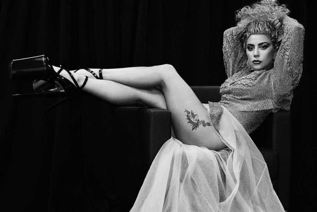 Lady Gaga Sexy (2 Photos)
