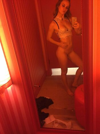 Mackenzie Lintz / madisonlintz Nude Leaks Photo 118