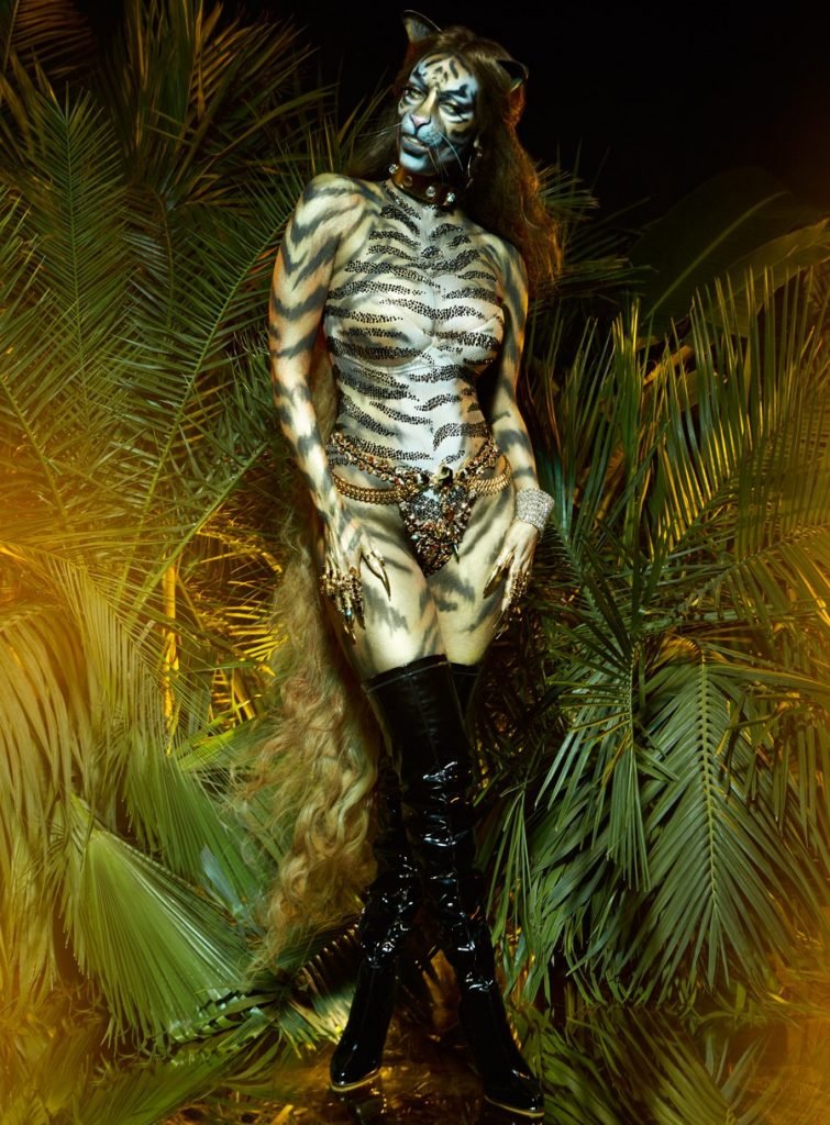 Tyra Banks Sexy (8 Photos)