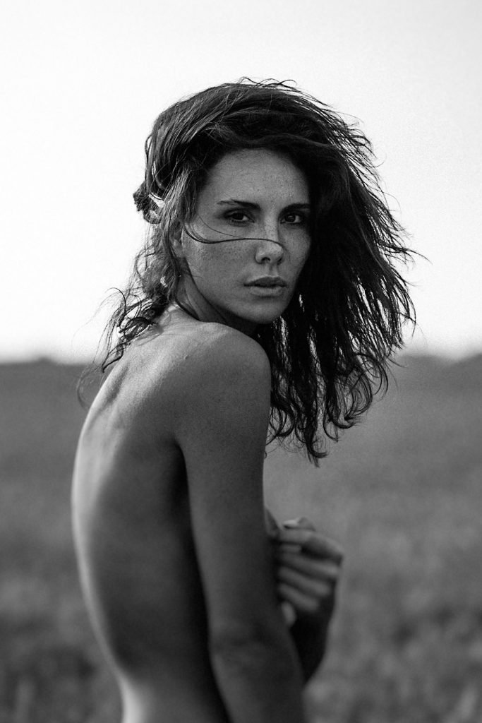 Andja Lorein Naked (16 Photos)