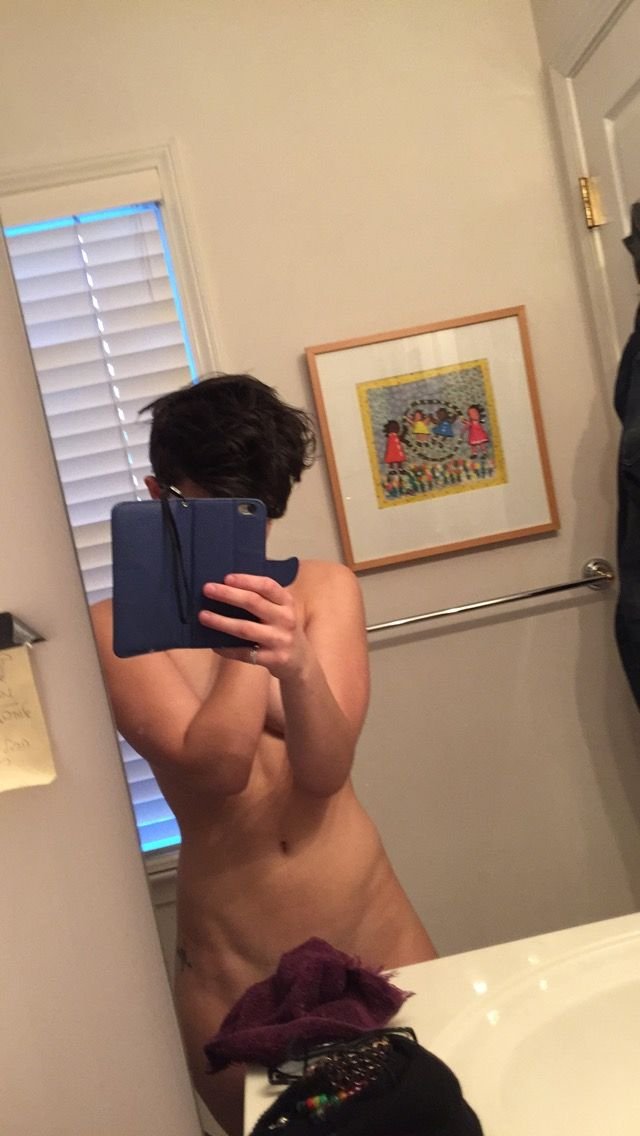 Bex Taylor-Klaus Leaked The Fappening (4 New Photos) .