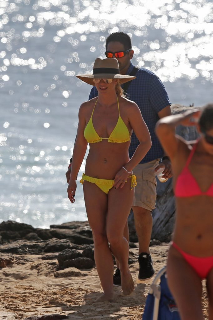 Britney Spears Sexy (37 New Photos)