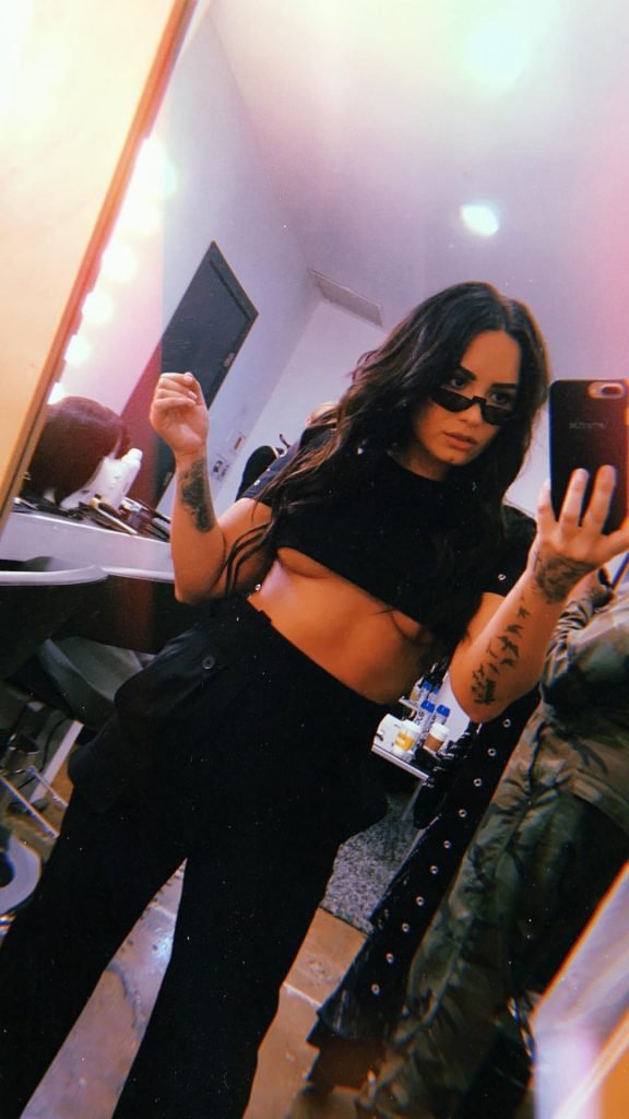 Demetria Lovato Sexy (New Photos)