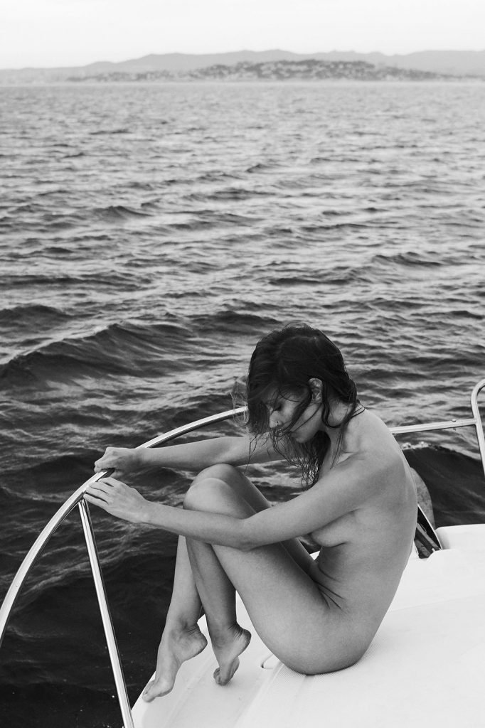 Emilie Payet Nude (29 Photos)