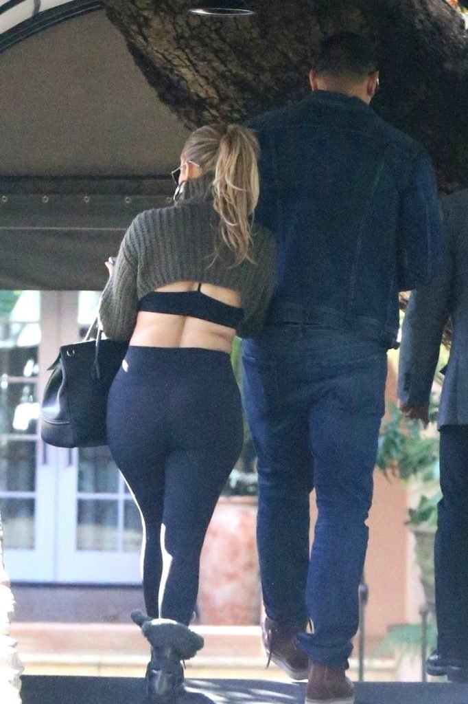 Jennifer Lopez Sexy (8 New Photos)