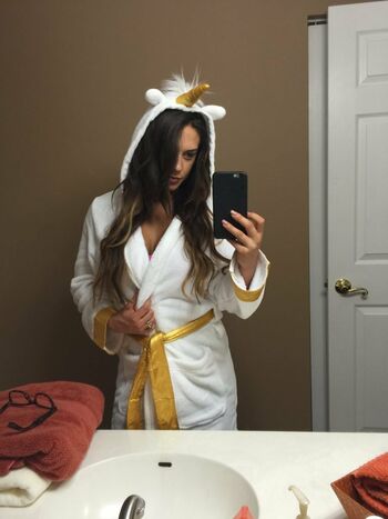 Kaitlyn (WWE) / celestebonin Nude Leaks Photo 400
