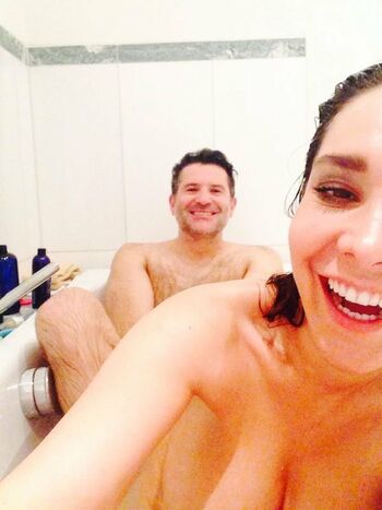 Sandra Ahrabian Nude Leaks Photo 20