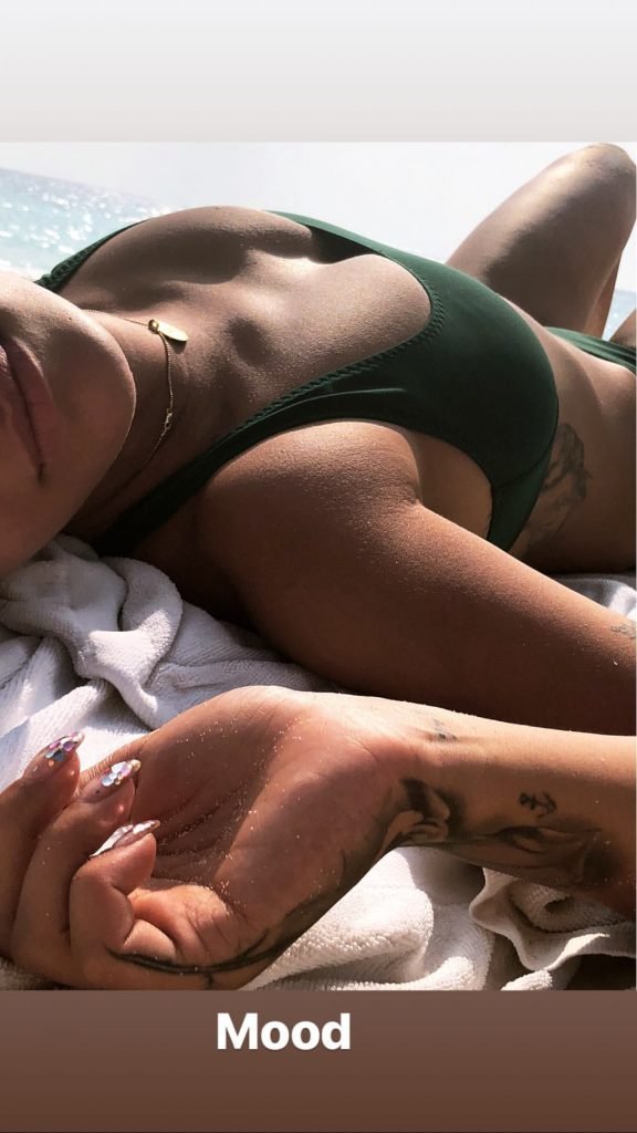 Rita Ora Sexy (4 Pics + Video)