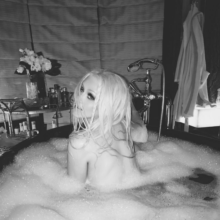 Christina Aguilera Bending Over Naked