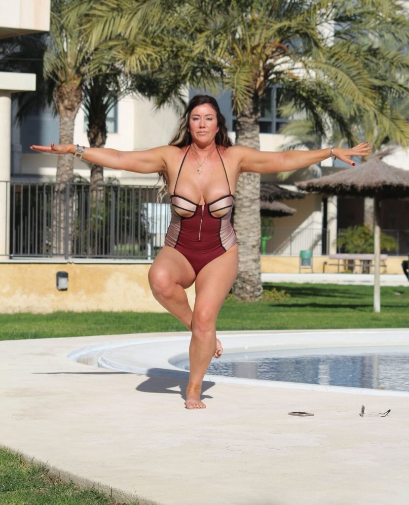 Lisa Appleton Sexy &amp; Topless (79 Photos)