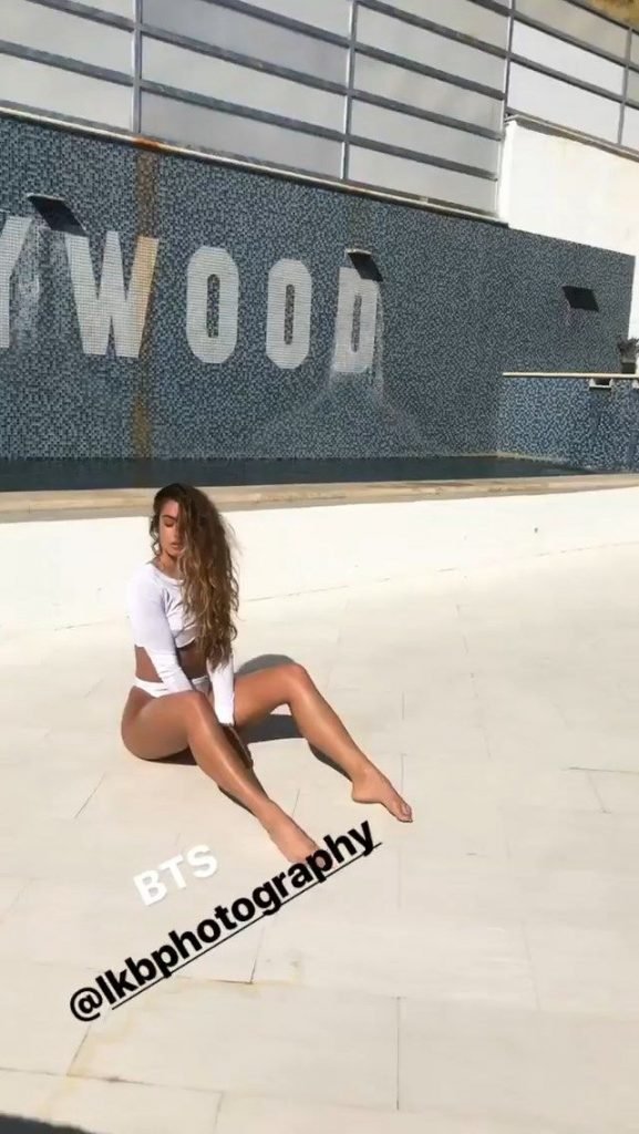 Sommer Ray Sexy (9 Pics + Gifs &amp; Video)