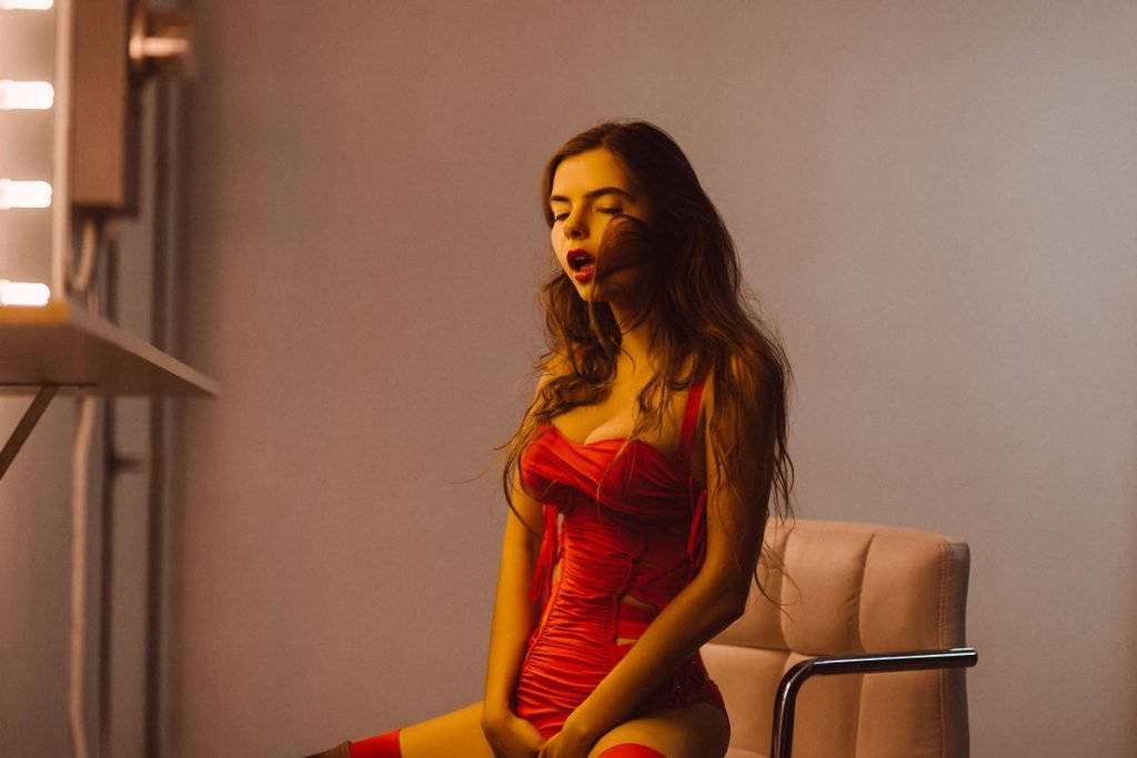 Alina Aliluykina Nude &amp; Sexy (31 Photos + Videos)