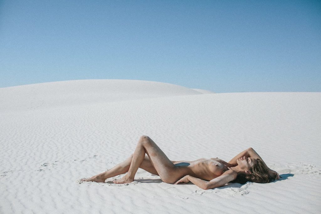 Allie Crandell Naked (7 Photos)