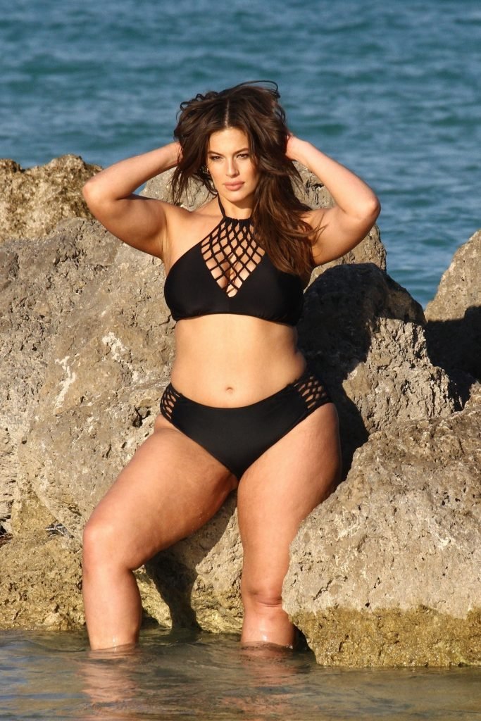 Ashley Graham Looks Like A Sexy Hippo (41 Photos)