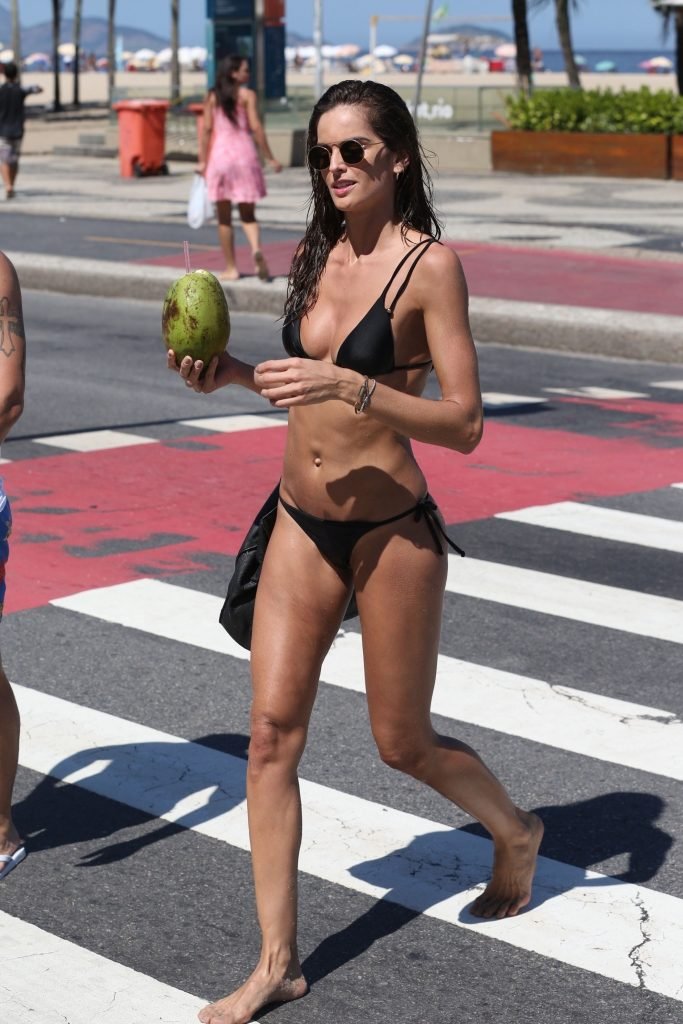 Izabel Goulart Shows Off Her Sexy Butt in Brazil (31 Photos)