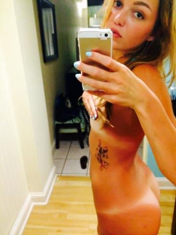 Lili Simmons Nude Leaked Fappening (64 Photos)