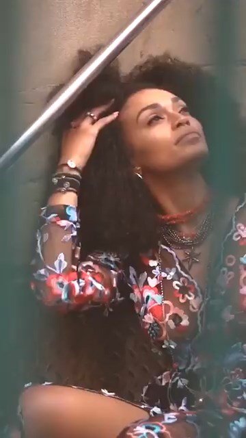 Pearl Thusi See Through (5 Pics + Video &amp; Gif)