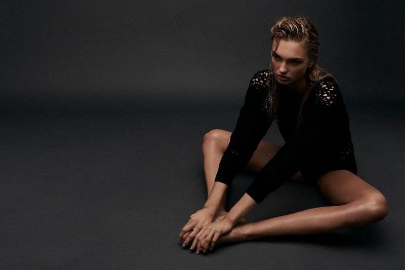 Romee Strijd Spreads Her Legs For The Greeks (8 Photos)