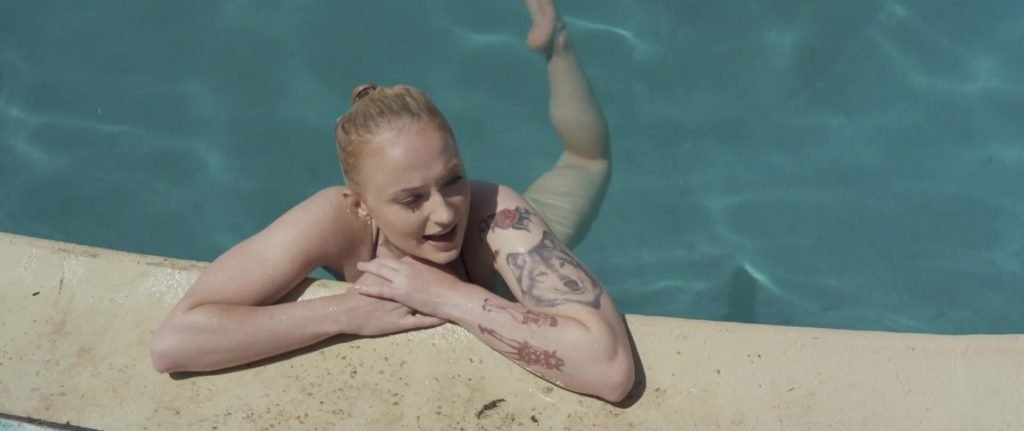 Sophie Turner Sexy – Josie (2018) 1080p (55 Pics + Gifs &amp; Video)