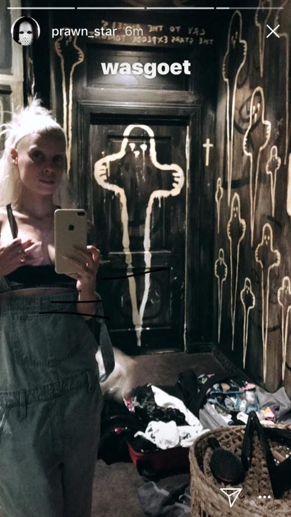 Yolandi Visser Shows Off Her Tits (1 Photo)