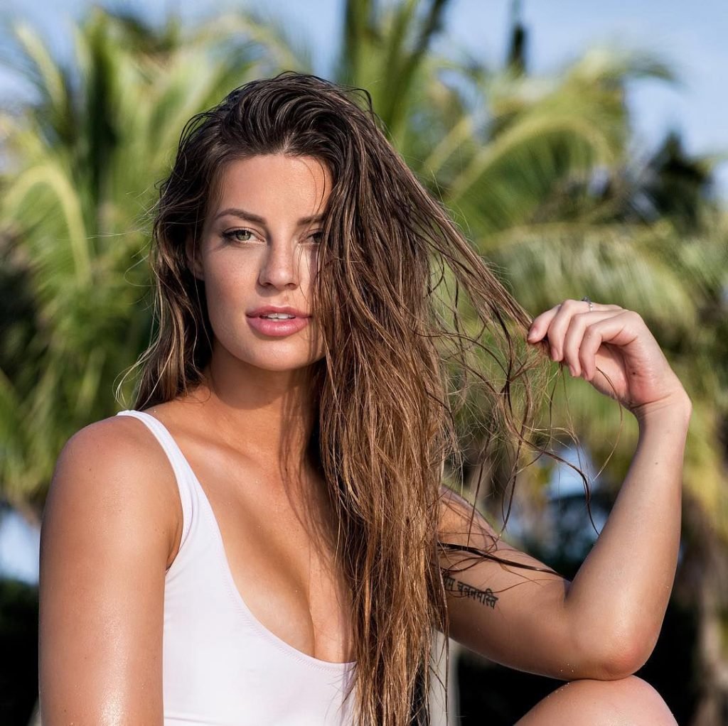 Hannah Stocking Sexy (148 Photos + Videos)