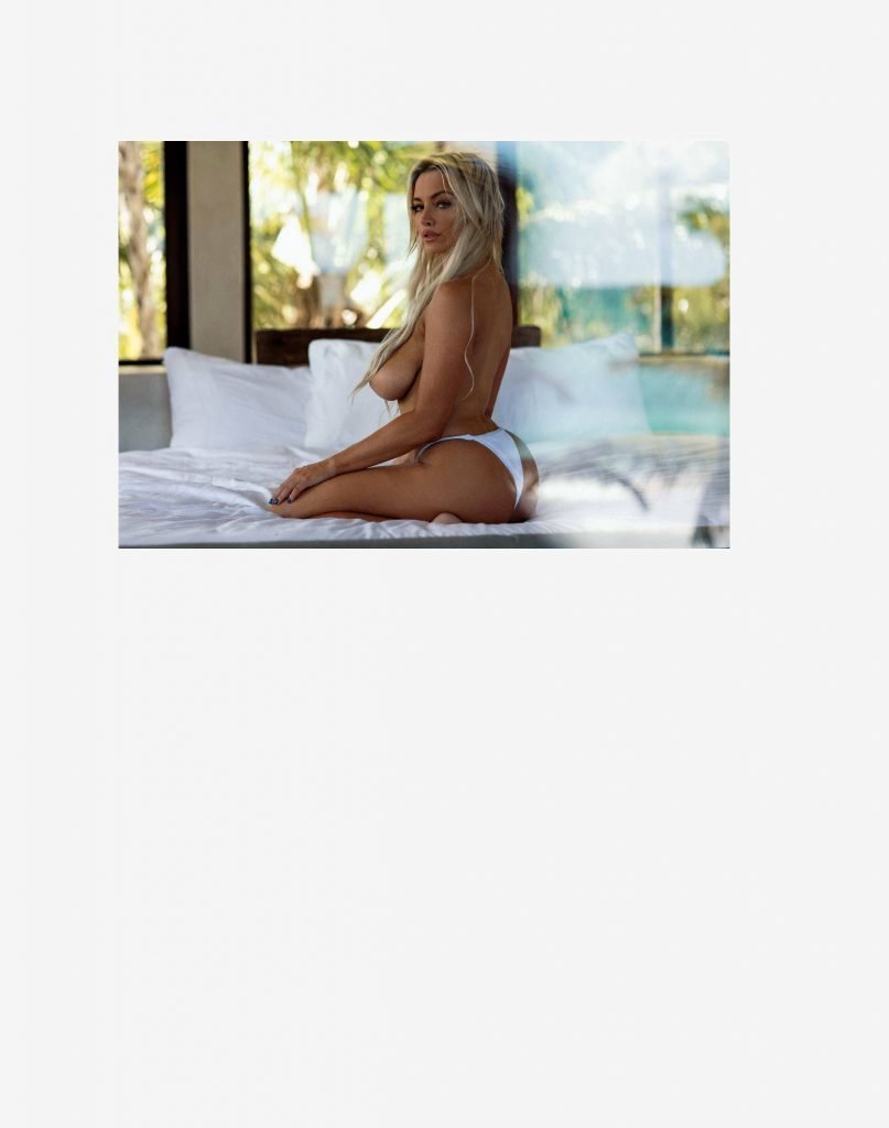 Pelas fappening lindsey Lindsey Pelas