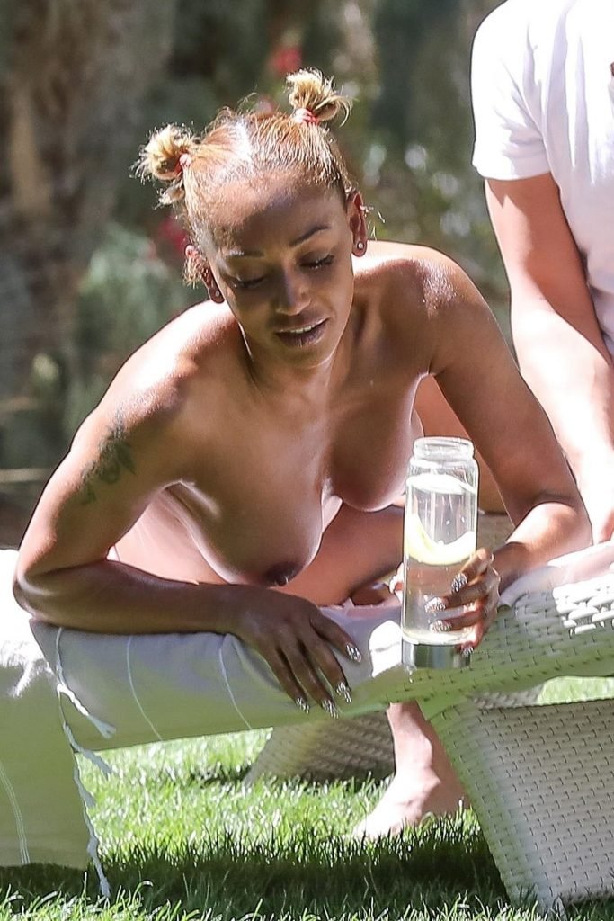 Melanie Brown Sexy &amp; Topless (47 Photos)