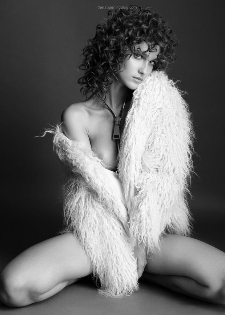 Paula Bulczynska Nude (16 Hot Photos)