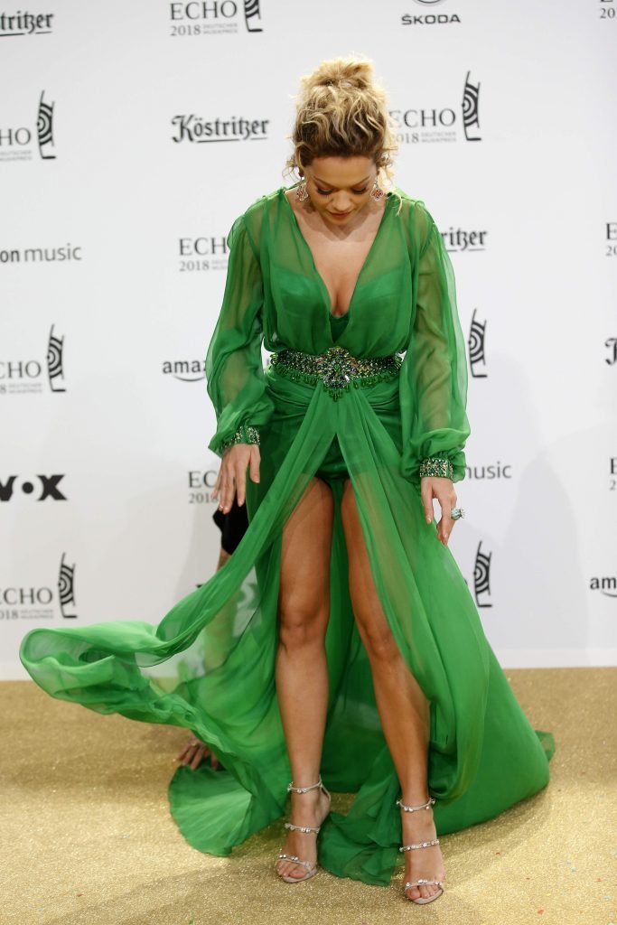 Rita Ora Sexy (48 Photos + Video)