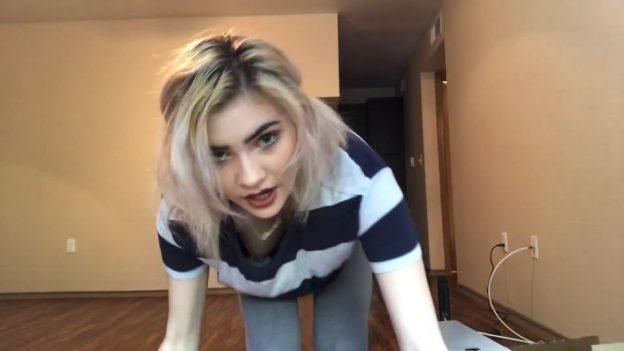 Cloveress Asmr Nip Slips 5 Pics S And Video Thefappening