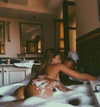 Anastasia Mironova / mironovanastasiia Nude Leaks Photo 31