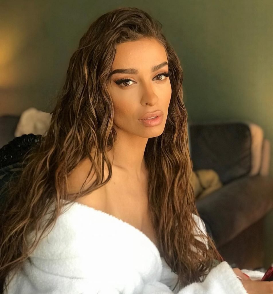 Eleni Foureira Nude &amp; Sexy (102 Photos &amp; Videos)