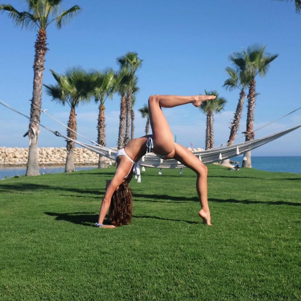 Gigi Paris Sexy &amp; Topless (63 Photos + GIFs &amp; Videos)