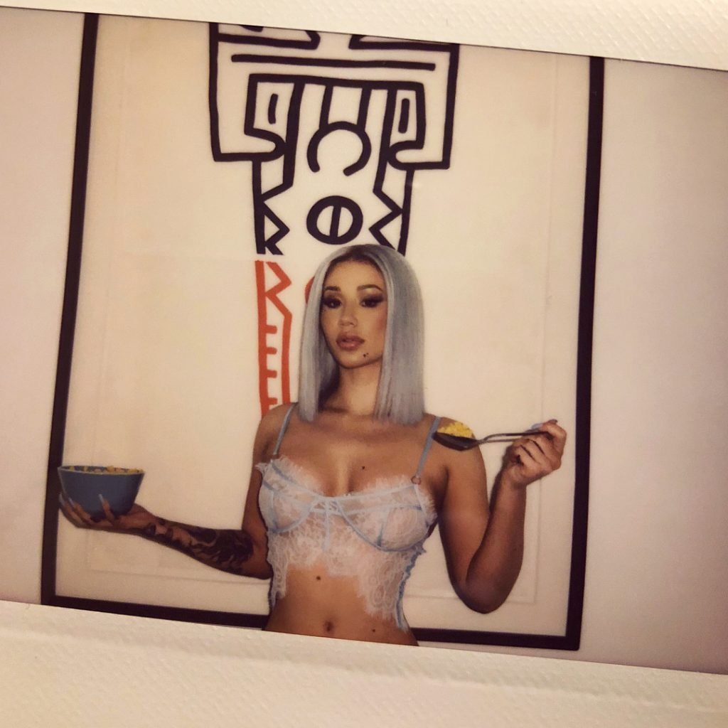 Check out some sexy photos of Iggy Azalea from Instagram, 05/15/2018. 