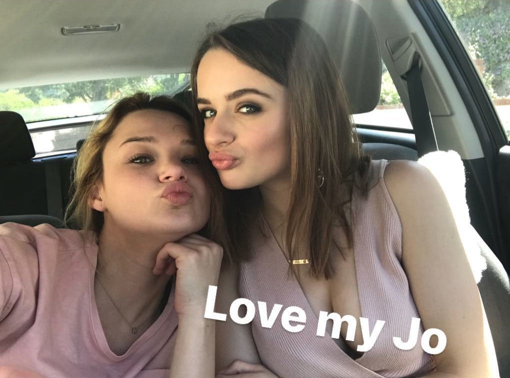 Joey King Sexy (10 Photos + GIFs)