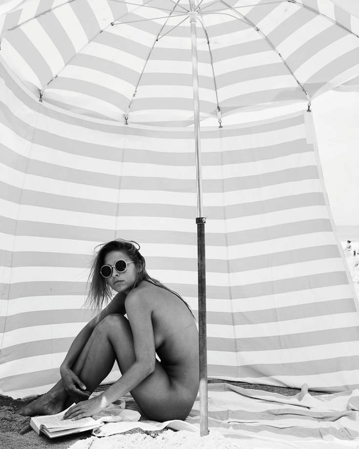 Marisa Papen Nude &amp; Sexy (15 Photos)