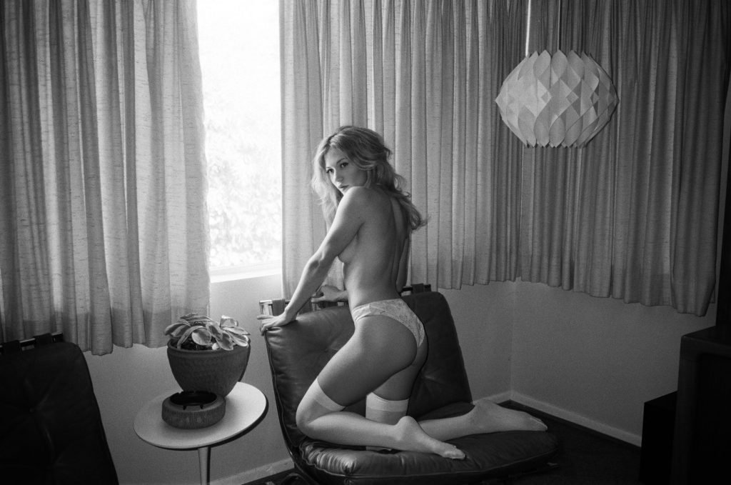 Paige Elkington Nude &amp; Sexy (14 Photos)