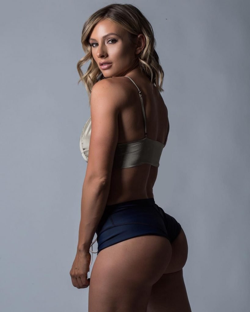 Paige Hathaway Nude &amp; Sexy (122 Photos + GIFs &amp; Videos)