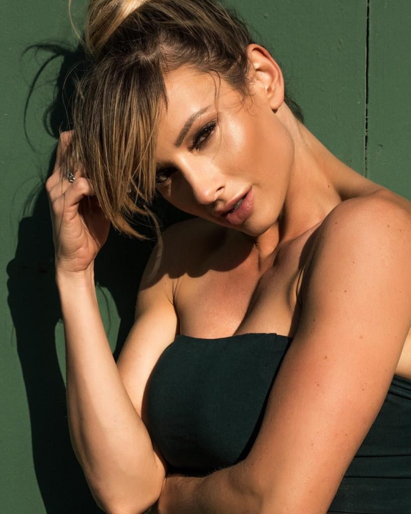 Paige Hathaway Nude &amp; Sexy (122 Photos + GIFs &amp; Videos)