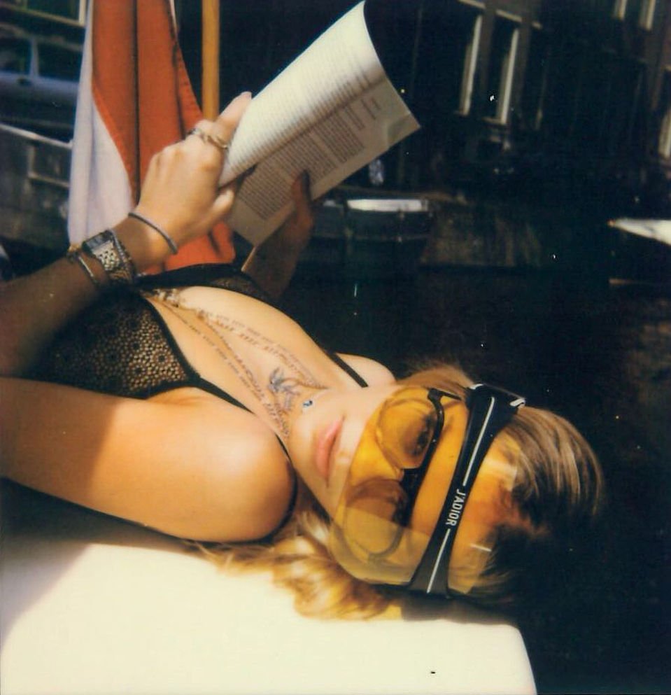 Rita Ora Sexy (8 Pics)