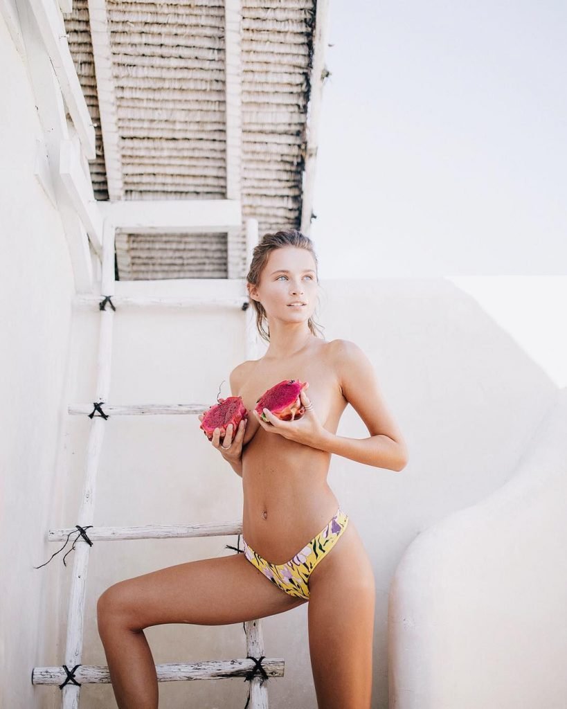 Anastasiya Primak Nude &amp; Sexy (96 Photos)
