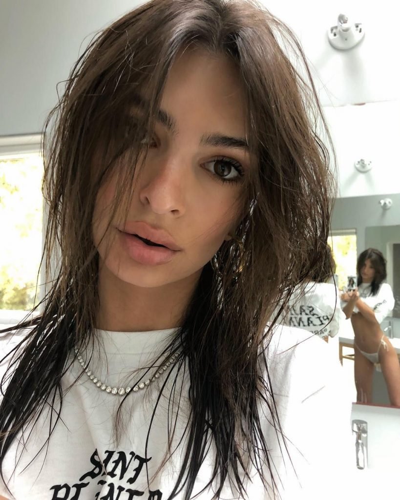 Emily Ratajkowski Nude &amp; Sexy (54 Photos + Video)