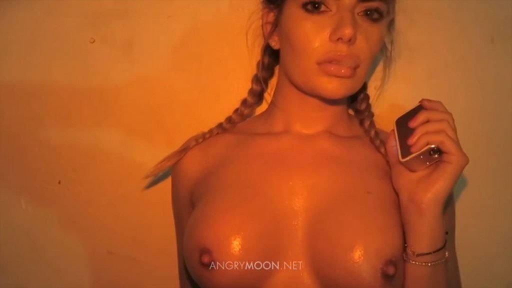 Megan Barton Hanson Nude &amp; Sexy (44 Photos + Video)