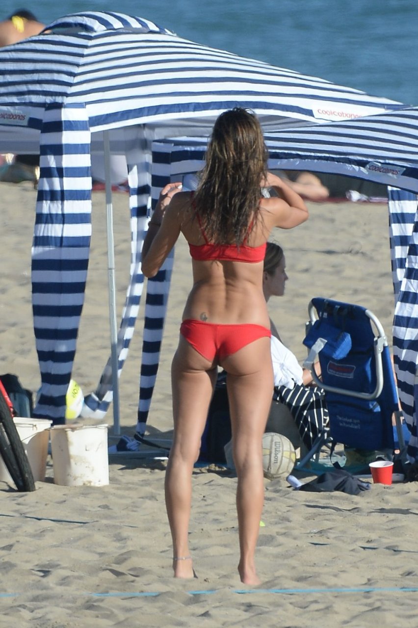 Alessandra Ambrosio Sexy (80 New Photos)