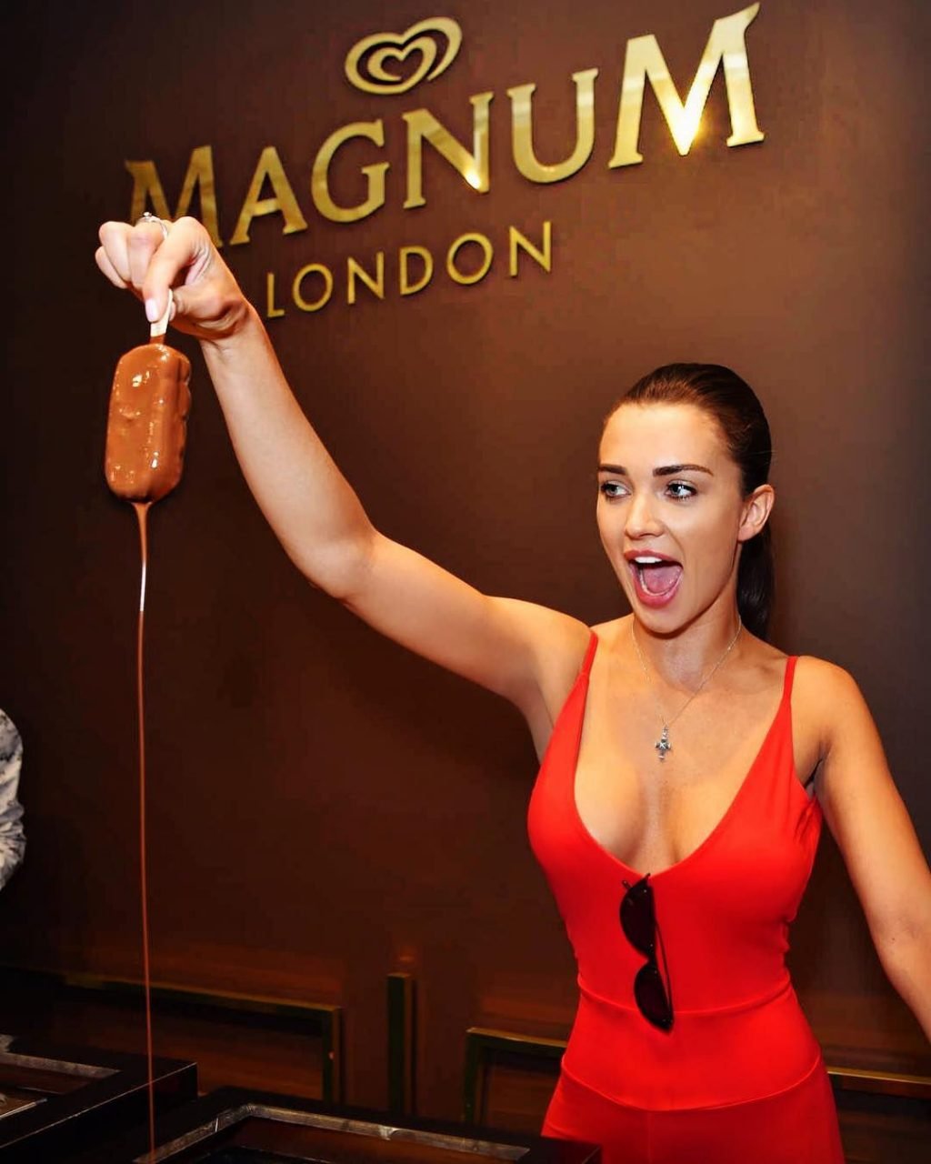 Amy Jackson Nude &amp; Sexy (73 Photos)