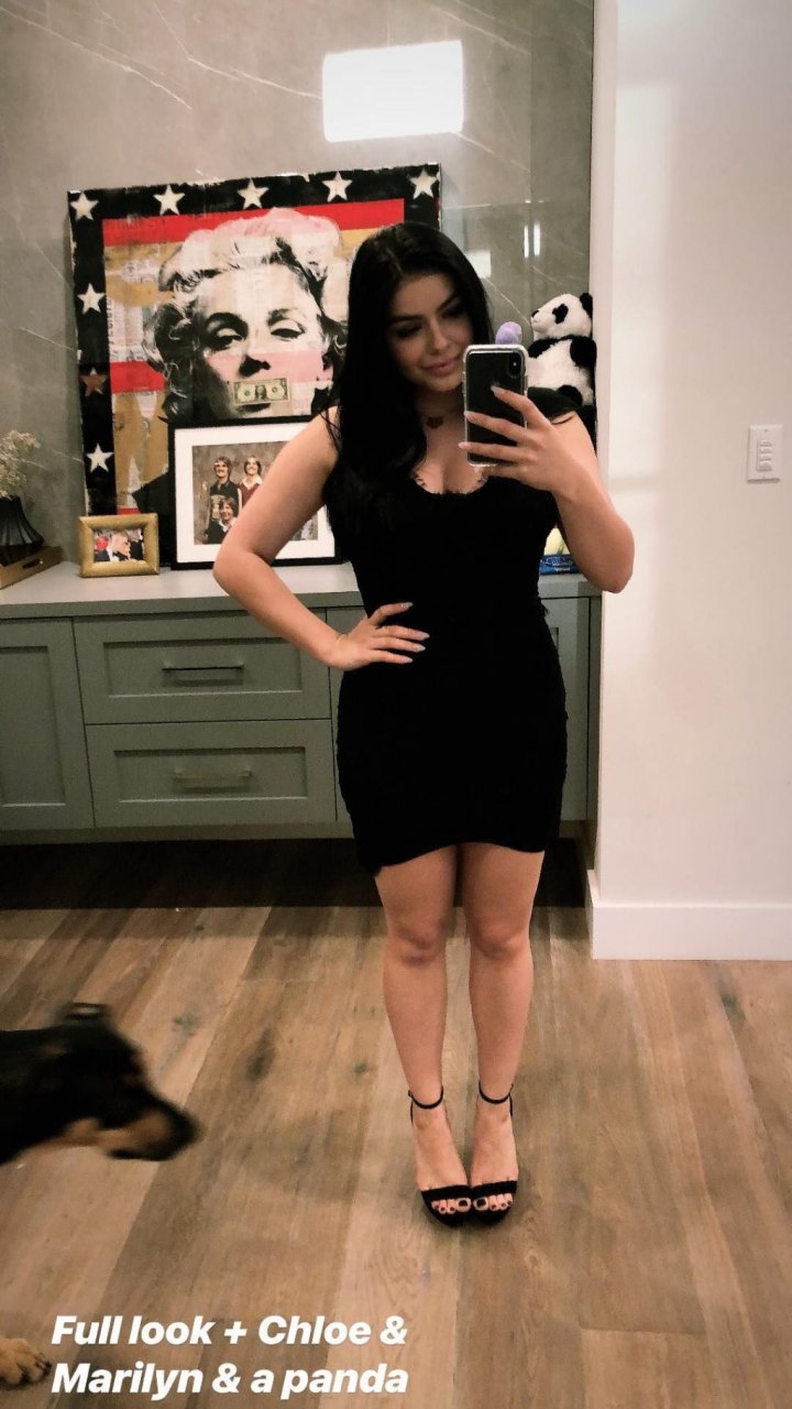 Ariel Winter Sexy (8 New Photos)