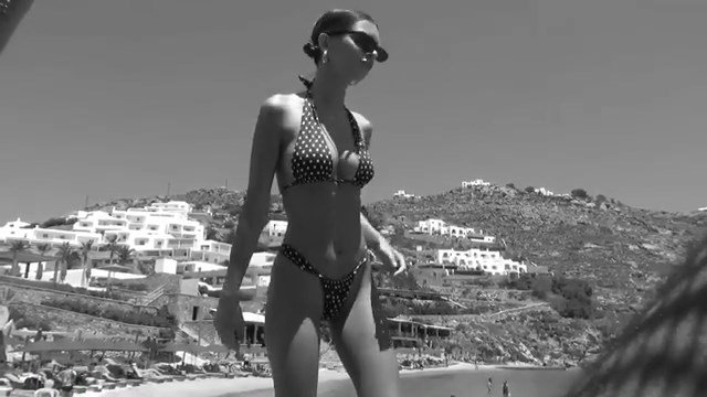 Emily Ratajkowski Sexy (9 Pics + GIF &amp; Video)