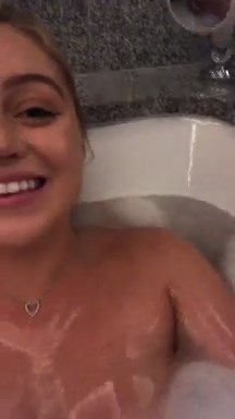 Iskra Lawrence Naked (5 Pics + GIF &amp; Video)