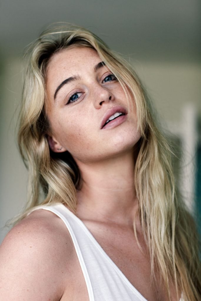 Iskra Lawrence Nude &amp; Sexy (42 Photos)
