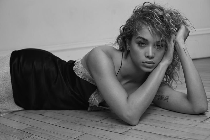 Jasmine Sanders Nude &amp; Sexy (76 Photos)